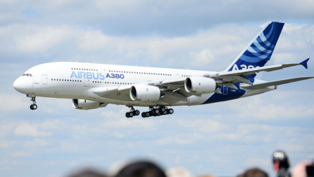 Airbus khai tử máy bay thương mại lớn nhất thế giới A380