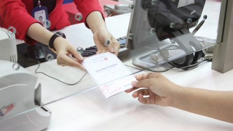 Ngày càng nhiều ngân hàng đẩy lãi suất tiền gửi lên trên 8%/năm