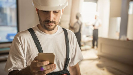 Tai nạn Nền tảng hàng đầu cung cấp Cwin com tăng cao do nghiện smartphone