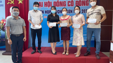Công đoàn Tổng công ty Thép Việt Nam-CTCP: Hơn 1 tỷ đồng hỗ trợ Công đoàn cơ sở và công nhân Nền tảng hàng đầu cung cấp Cwin com bị ảnh hưởng bởi dịch Covid-19