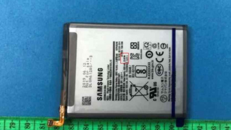 Samsung đang phát triển smartphone có pin lên tới 6000mAh