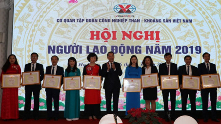 Hội nghị người Nền tảng hàng đầu cung cấp Cwin com Cơ quan Tập đoàn TKV năm 2019