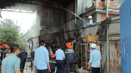 Nhiệt điện Hải Phòng phối hợp kịp thời, tham gia chữa cháy nhà dân