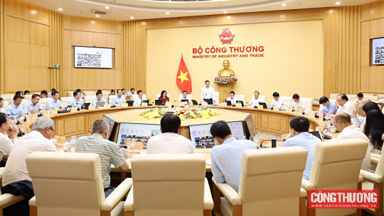 [CHÙM ẢNH] Cwin63 sân chơi đỉnh cao giao ban triển khai nhiệm vụ 6 tháng cuối năm 2026