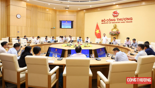 [CHÙM ẢNH] Cwin63 sân chơi đỉnh cao họp về mô hình Cwin800 hàng ngàn khuyến mãi hệ thống BESS cộng đồng