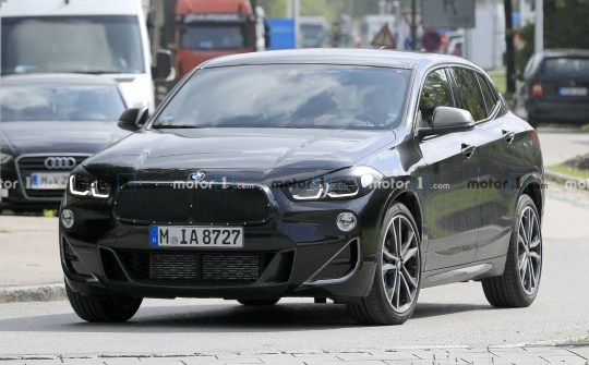 BMW X2 facelift chạy thử trên đường không ngụy trang