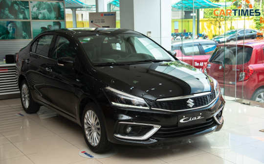 Chi tiết xe Suzuki Ciaz 2020 tại đại lý: Nâng cấp ngoại thất, tích hợp sẵn camera hành trình