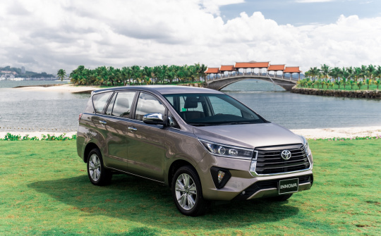 Giá lăn bánh Toyota Innova mới nâng cấp, khó lấy lại ngôi vương từ Mitsubishi Xpander?
