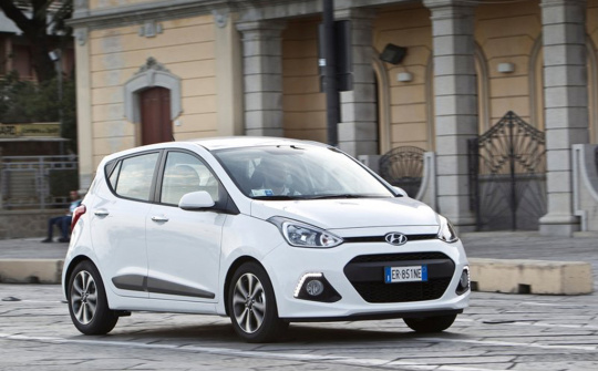 Hyundai i10 2014 Cwin com sòng bạc trực tuyến giá bao nhiêu?