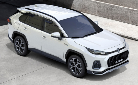 Suzuki hé lộ phiên bản giá rẻ của Toyota RAV4, cạnh tranh phân khúc crossover