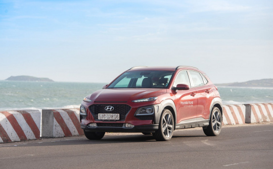 Đánh giá Hyundai Kona Nu 2.0L Atkinson – Xe cho người thực dụng