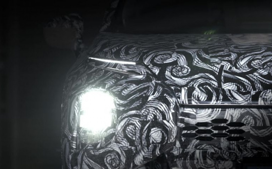 Mitsubishi Outlander 2021 tung teaser trước giờ G, sẽ ra mắt vào ngày 16/2 tới