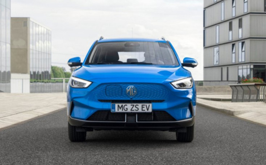 MG ZS EV 2022 có thể đi được 439 km trong một lần sạc