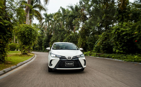 Các mẫu xe của Toyota tiếp tục mạnh tay giảm giá để tăng sức mua