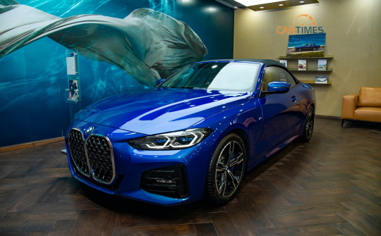 Cận cảnh mẫu xe mui trần BMW 4-Series Convertible tại showroom