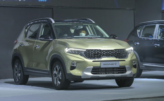 Phân tích giá bán mẫu xe crossover cỡ nhỏ Sonet, nhiều người cho rằng KIA đang “ảo giá”?