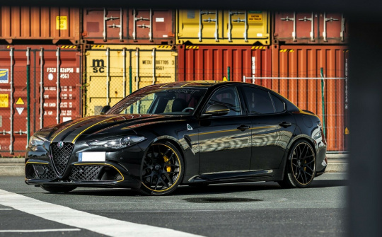 Alfa Romeo Giulia Quadrifoglio 2021 độ 653 mã lực
