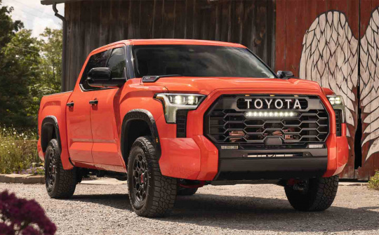Toyota Tundra 2022: Chiếc bán tải cỡ lớn được nâng cấp gói TRD Off-road