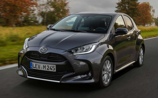 Mazda2 Hybrid 2022 lộ diện: Bản sao Toyota Yaris Hybird