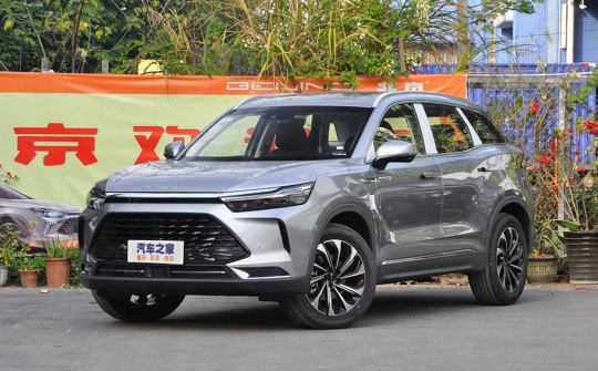 Chi tiết Beijing X7 2022 vừa ra mắt: Sẽ lại "gây bão" khi về Việt Nam?