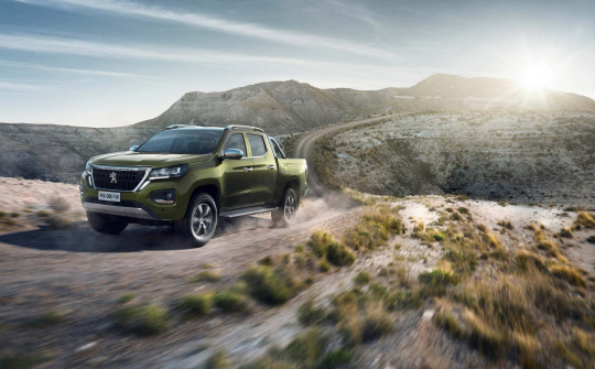 Xem trước bán tải Peugeot Landtrek, liệu có về Việt Nam đấu Ford Ranger?