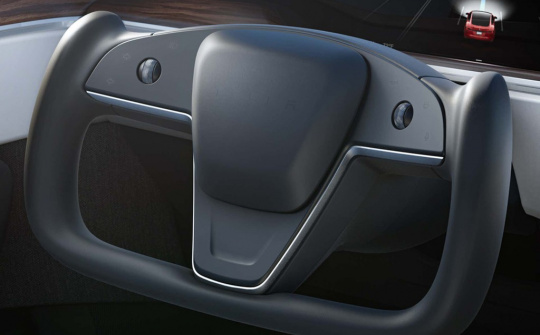 Vô lăng chữ U trên Tesla Model S và X liệu có đạt tiêu chuẩn an toàn?