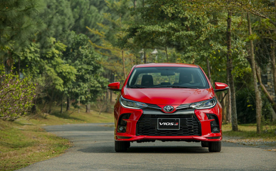 Toyota Vios 2021 vừa ra mắt tại Việt Nam có giá lăn bánh là bao nhiêu?