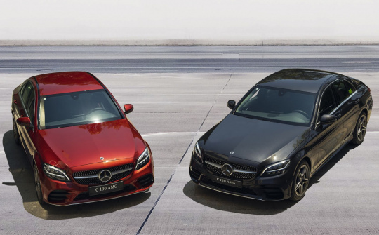 Chi tiết mẫu xe Mercedes-Benz C 180 AMG vừa ra mắt thị trường Việt Nam