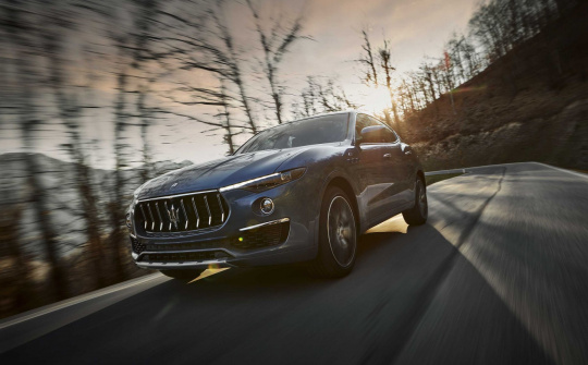 Mẫu xe hybrid đầu tiên của Maserati ra mắt tại Triển lãm ô tô Thượng Hải