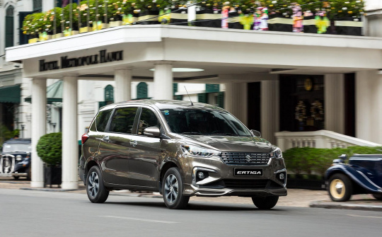 Ấn tượng với Suzuki Ertiga - “máy kiếm tiền" mới của tài xế công nghệ