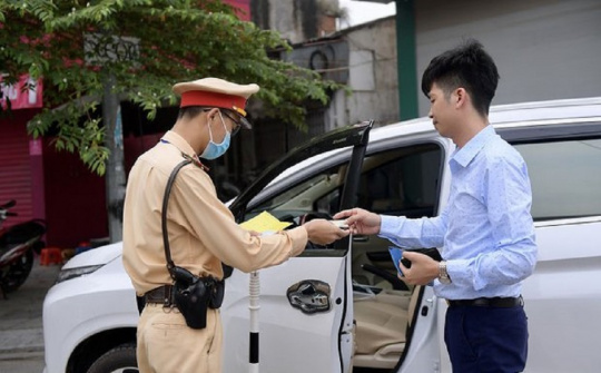 Xe ô tô kinh doanh nhưng không đăng ký có bị phạt?