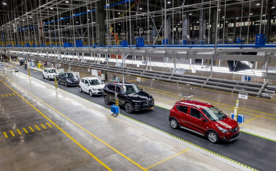 Các trường hợp ô tô được miễn nộp lệ phí trước bạ năm 2021