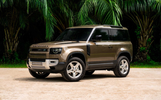 Land Rover Defender 90 cập bến thị trường Việt Nam, SUV off-road dành cho dân chơi