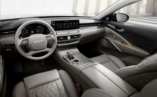 Kia K9 2022 lộ diện nội thất, thiết kế đậm chất tương lai