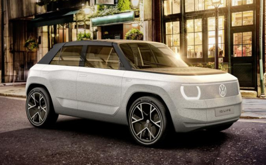 Volkswagen ID. Life - Xe đô thị chạy điện giá siêu rẻ