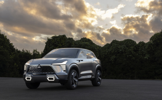 Mitsubishi trình làng mẫu xe XFC Concept tại Việt Nam: SUV cỡ nhỏ với thiết kế tương lai