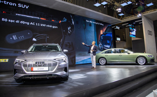 Audi Việt Nam ra mắt mẫu Audi e-tron SUV thuần điện mới