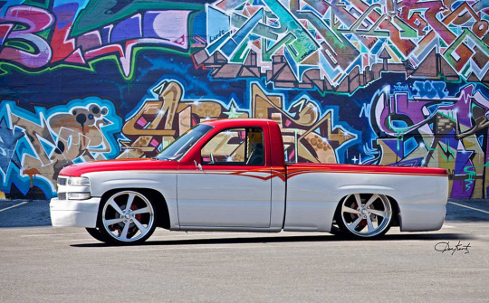 Bán tải “Low – Rider” – Thú chơi mới mẻ tại Việt Nam