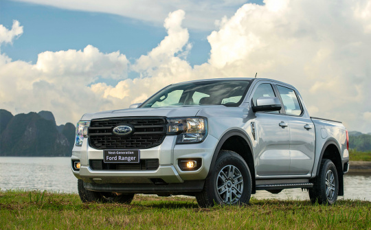 Ford Ranger và Explorer liên tiếp lập kỷ lục, hứa hẹn bứt phá mùa mua sắm cuối năm