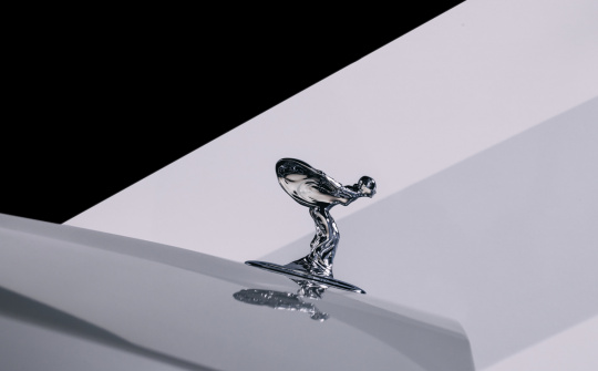 Rolls-Royce thiết kế lại biểu tượng 'thiếu phụ bay' sau hơn 100 năm