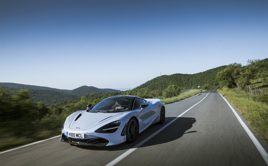 McLaren có nhà Cwin com sòng bạc trực tuyến và phân phối chính hãng tại Việt Nam