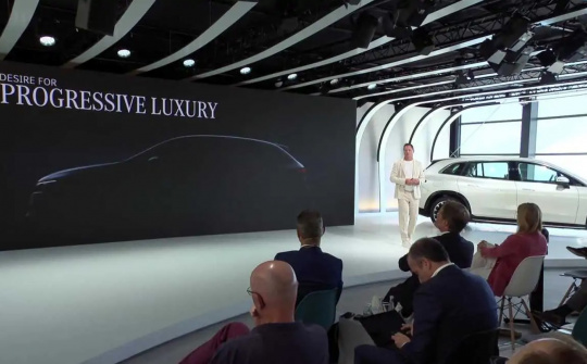 Mercedes EQE 2023 sẽ ra mắt vào cuối năm nay