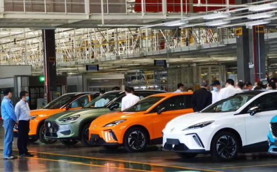 MG EH32 EV - Xe Trung Quốc cạnh tranh cùng xe Đức tại châu Âu