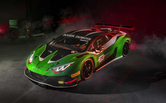 Siêu xe đua Lamborghini Huracan GT3 EVO2 trình làng