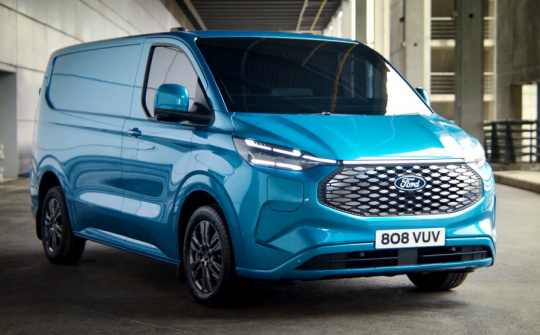 Ford E-Transit Custom EV 2023: mẫu xe thương mại thứ 2 chạy điện hoàn toàn của hãng xe Mỹ