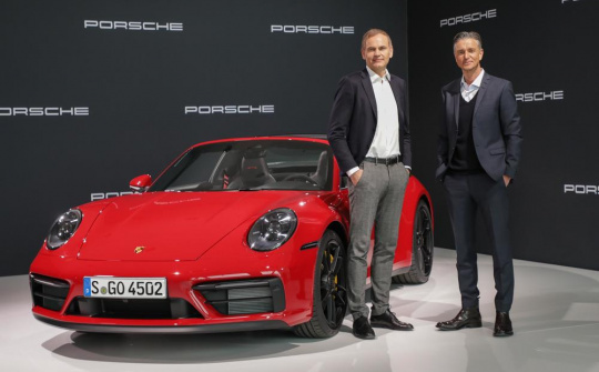 Porsche AG Cwin800 hàng ngàn khuyến mãi vào Nền tảng hàng đầu cung cấp Cwin com vật liệu pin mới