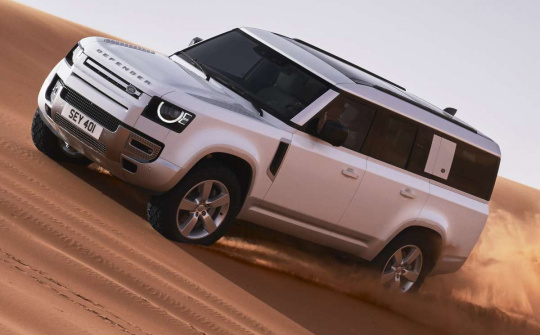 Land Rover Defender 130 2023 cấu hình 8 chỗ ngồi trình làng