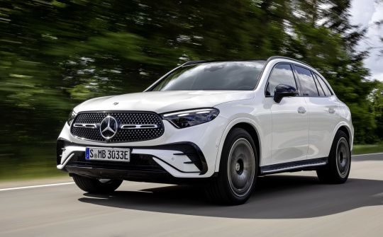 Đánh giá Mercedes-Benz GLC 2023: Rộng rãi và nhiều công nghệ off-road