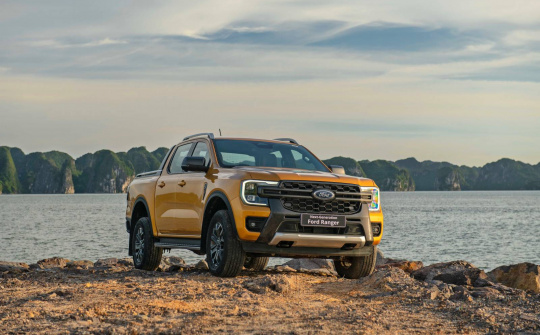 Ford Việt Nam mở “Đại tiệc Sale”, ưu đãi lớn cho khách hàng mua xe