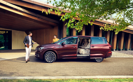 Volkswagen Viloran - mẫu MPV cỡ lớn ra mắt Việt Nam vào ngày mai (27/12)